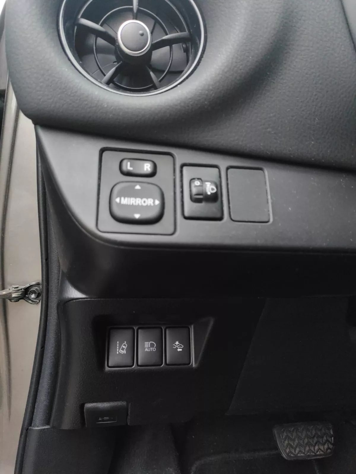 Photo de TOYOTA YARIS