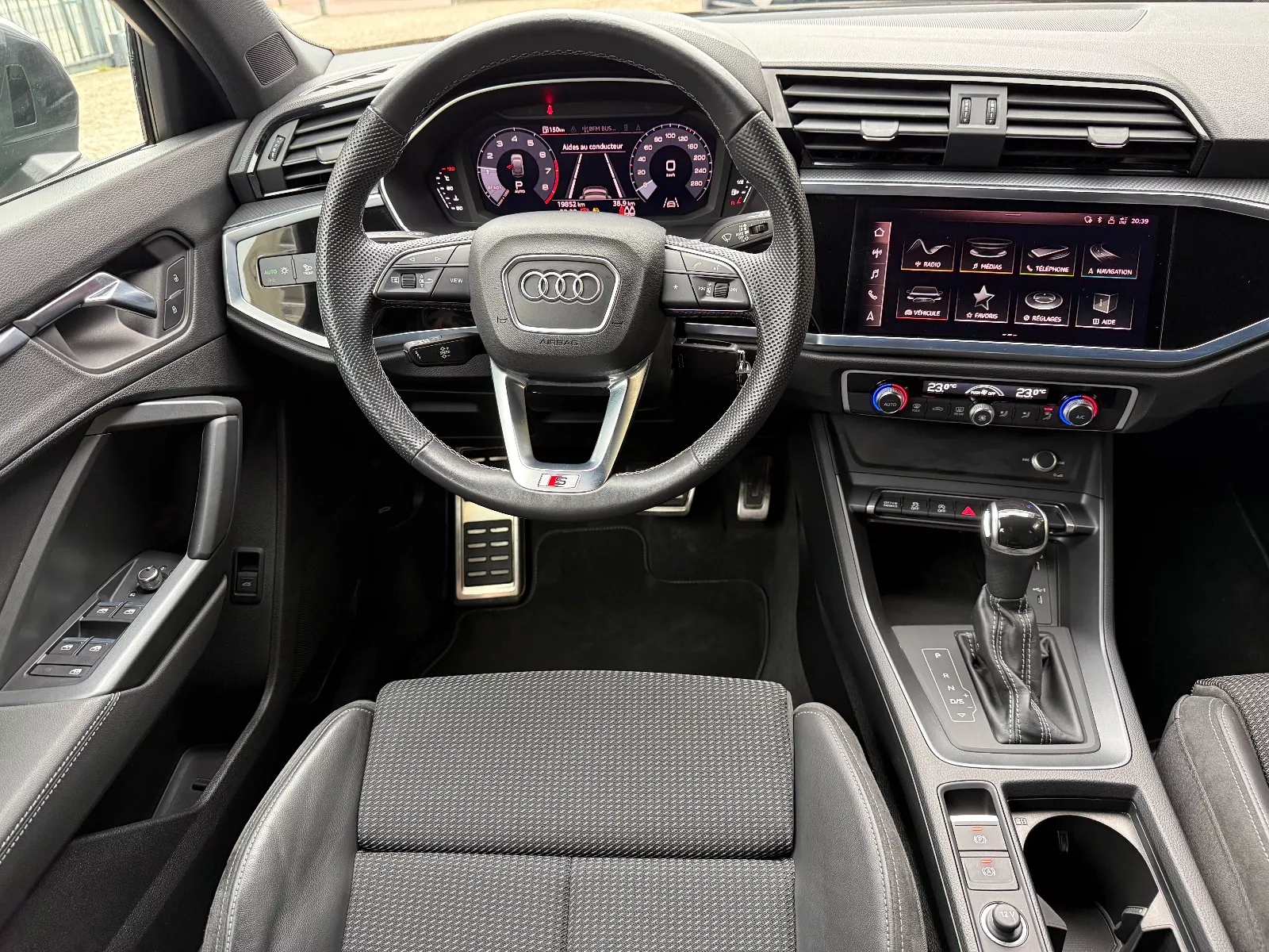 Photo de AUDI Q3 SPORTBACK