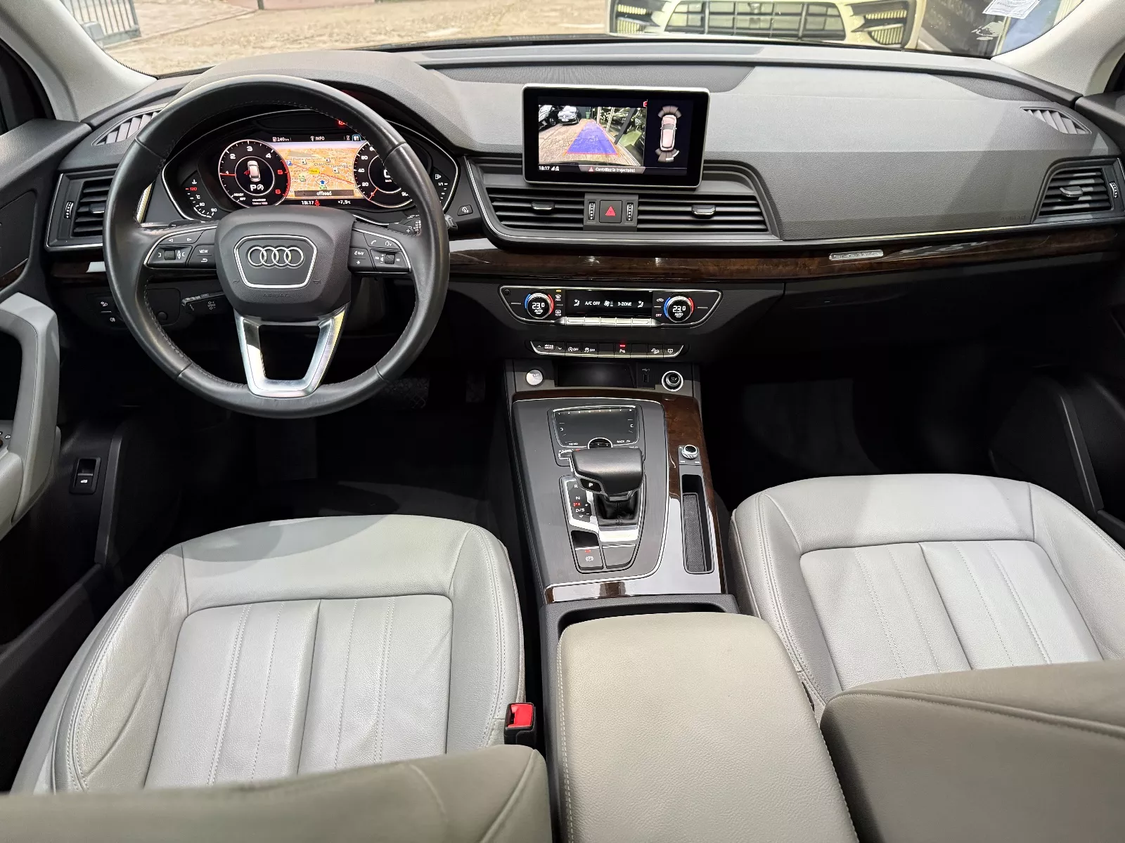 Photo de AUDI Q5