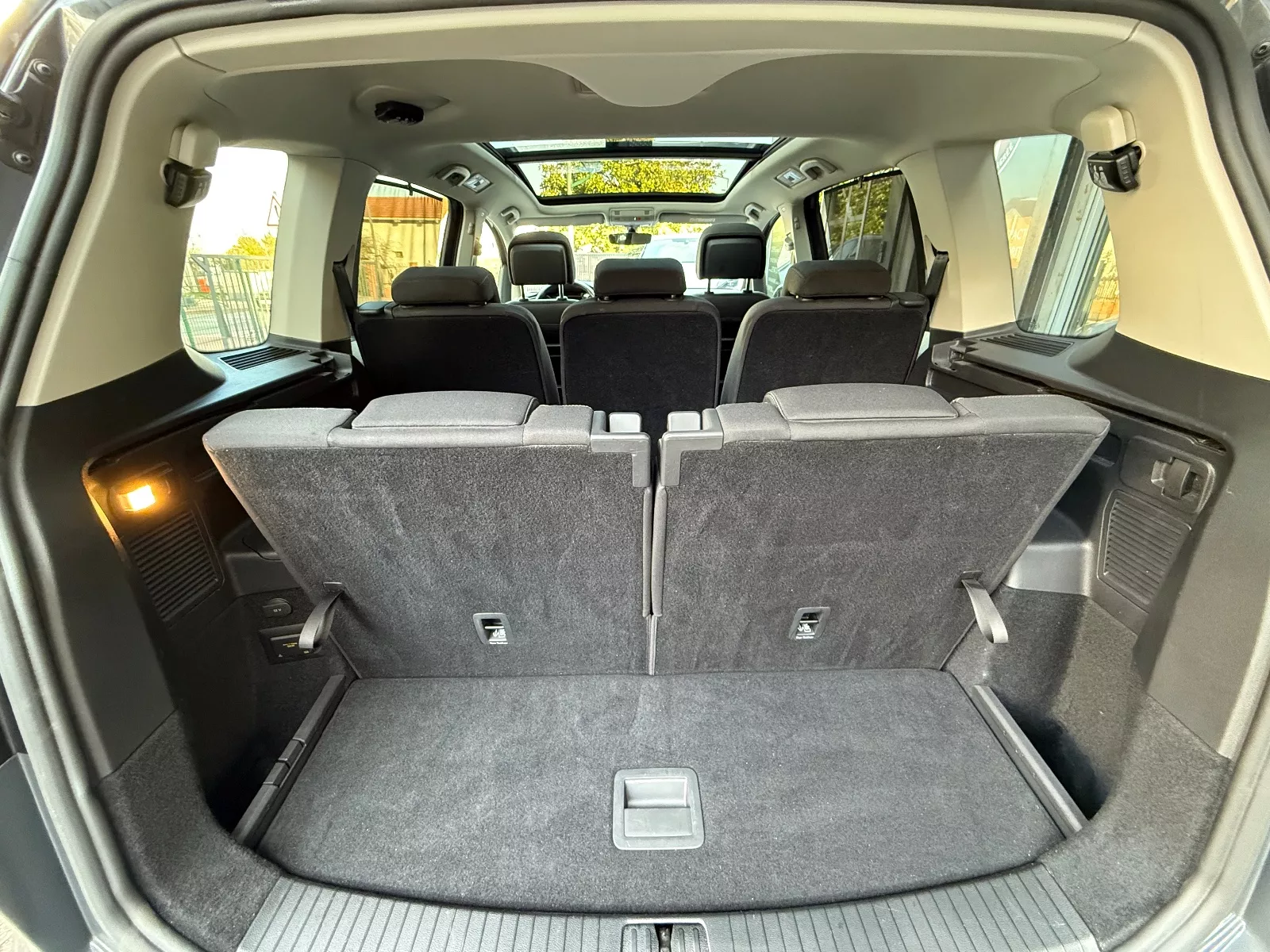 Photo de VOLKSWAGEN TOURAN