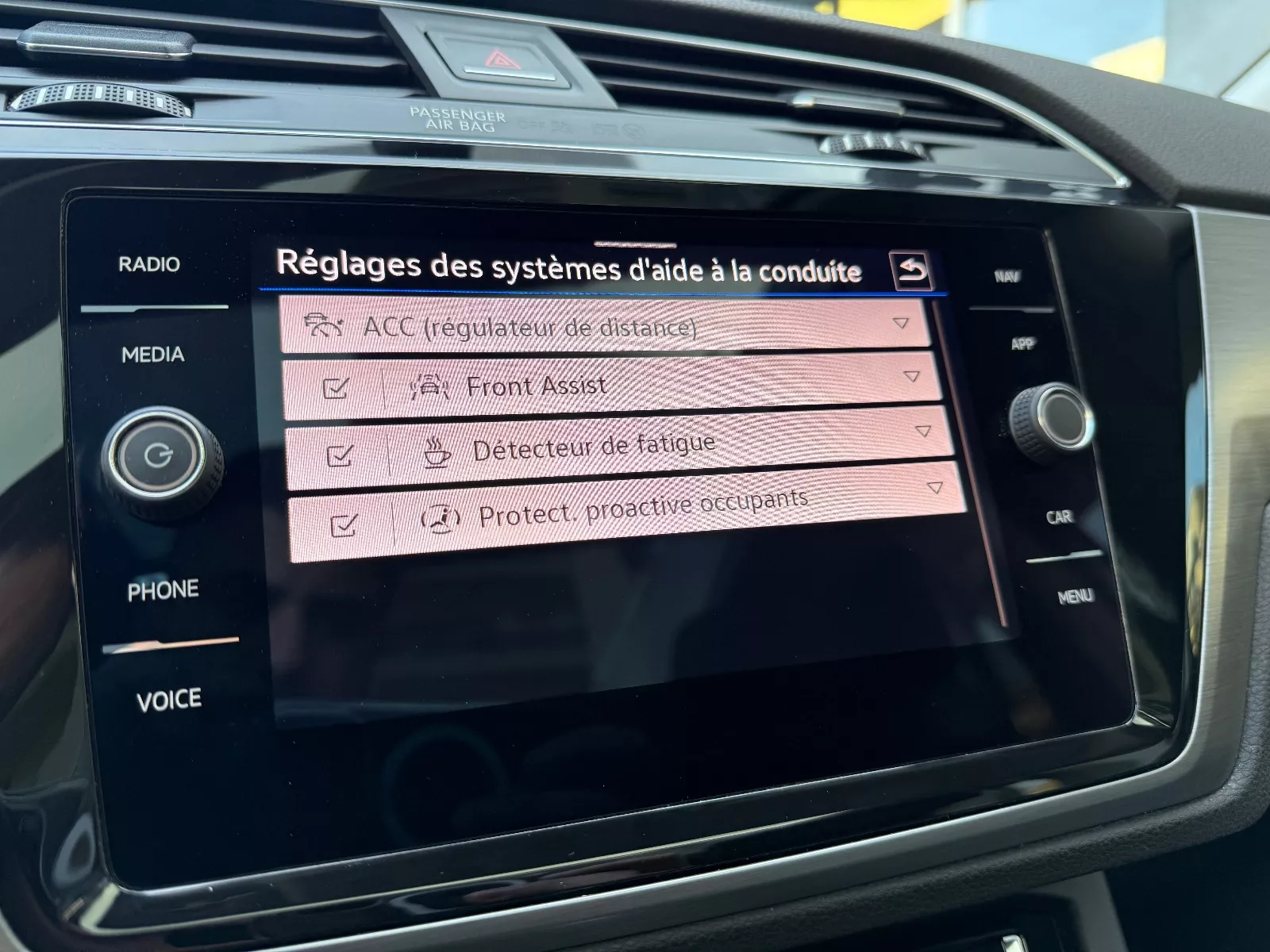 Photo de VOLKSWAGEN TOURAN