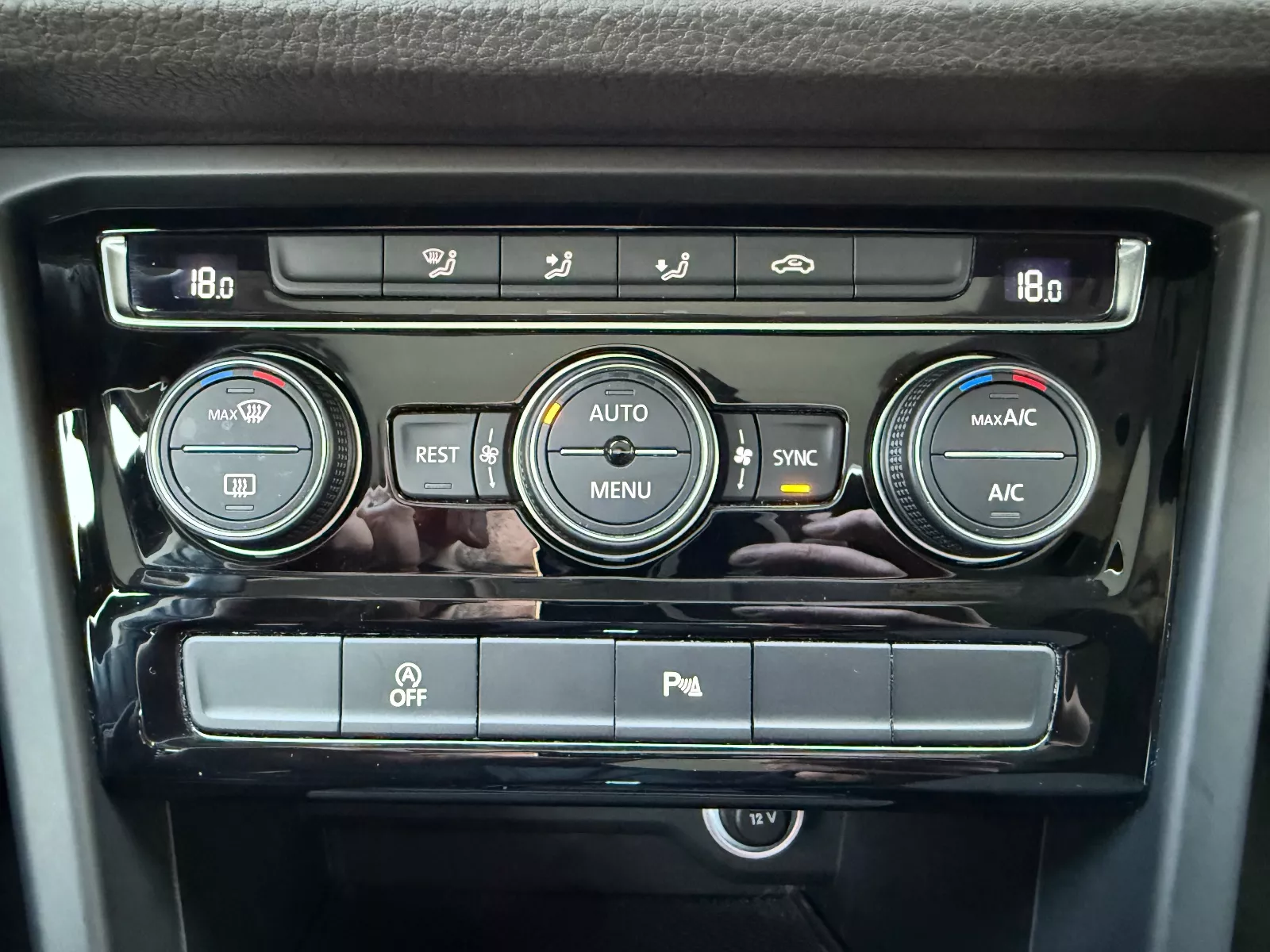 Photo de VOLKSWAGEN TOURAN