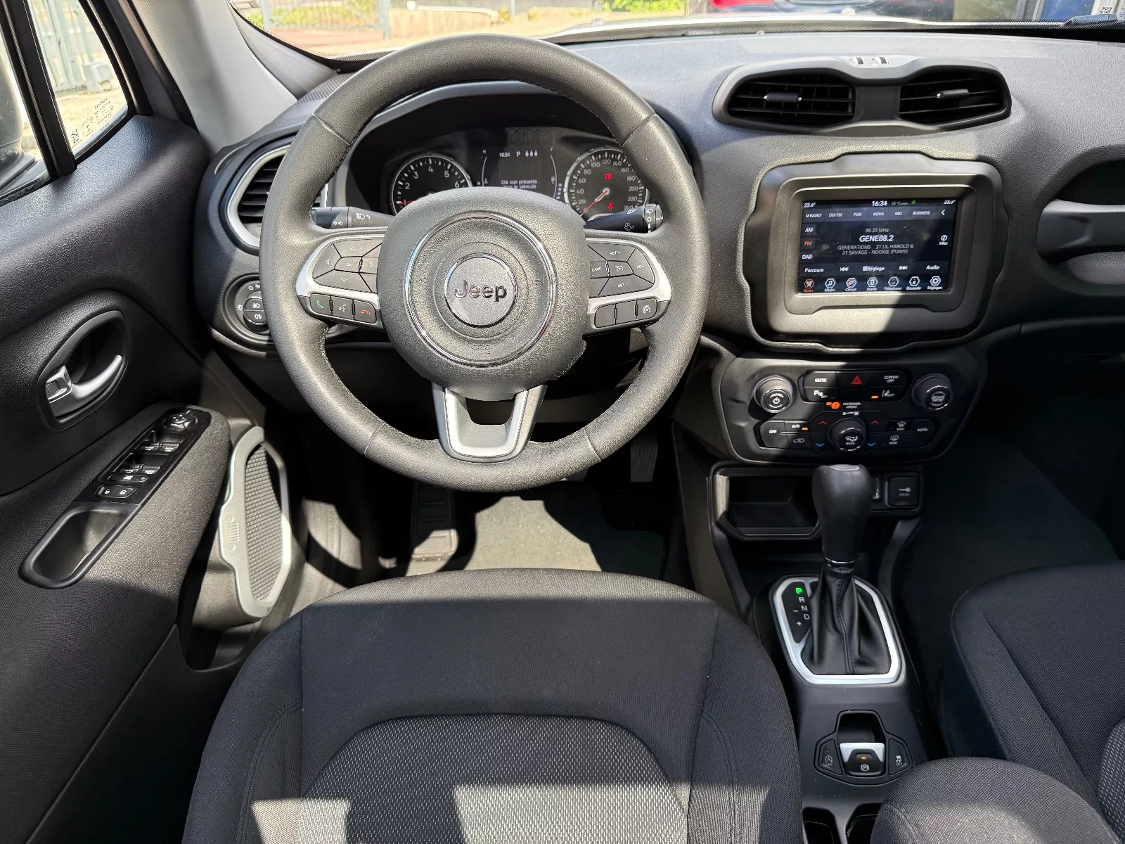 Photo de JEEP RENEGADE