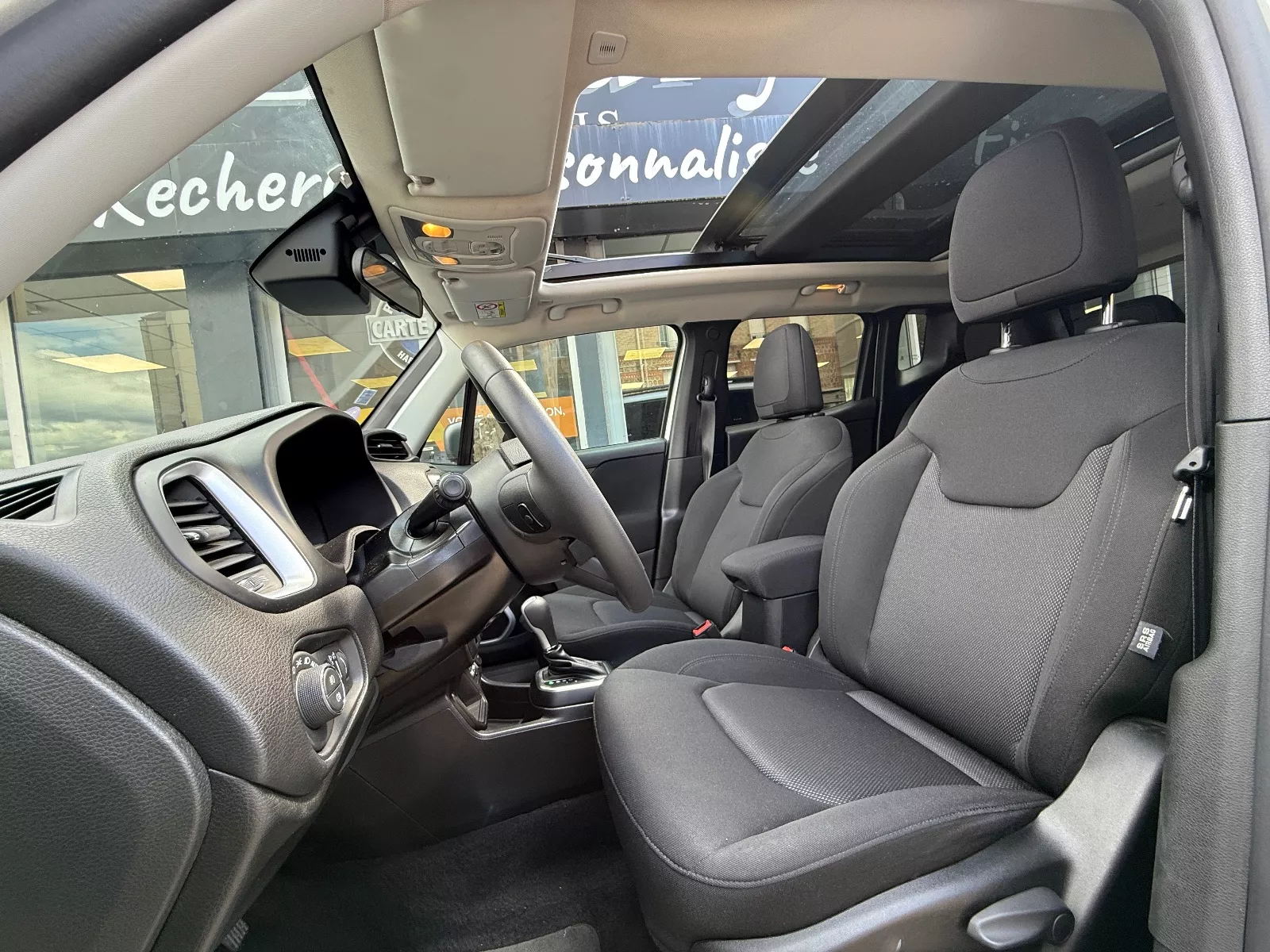 Photo de JEEP RENEGADE