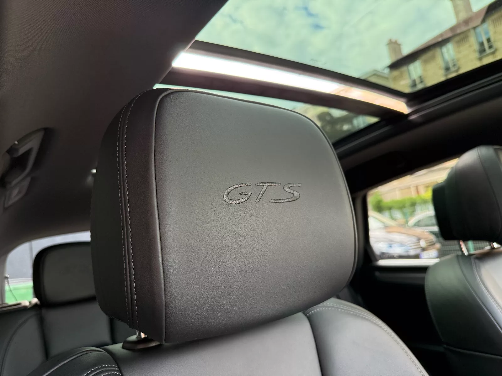 Photo de PORSCHE MACAN