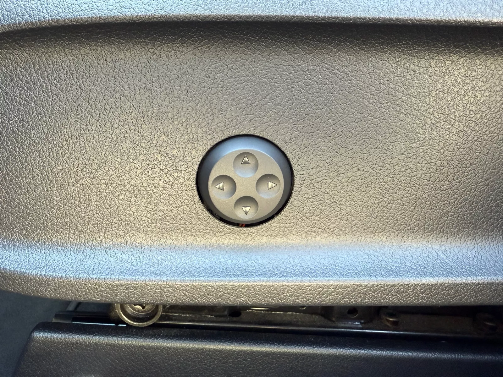 Photo de MERCEDES GLB