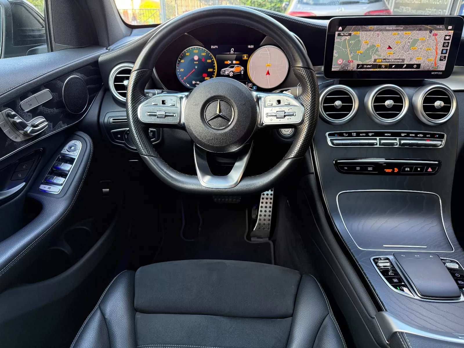 Photo de MERCEDES GLC COUPE