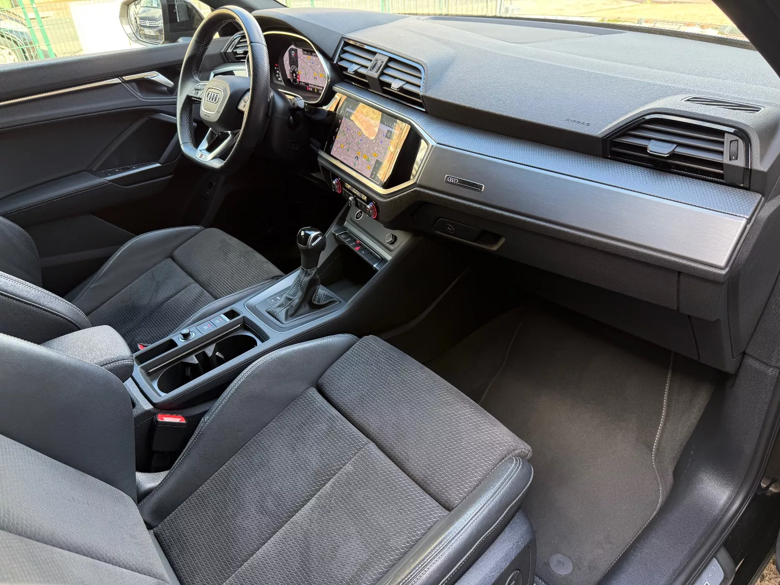 Photo de AUDI Q3 SPORTBACK