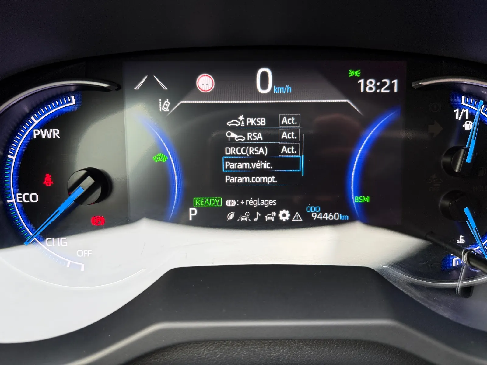 Photo de TOYOTA RAV4 HYBRIDE MY21