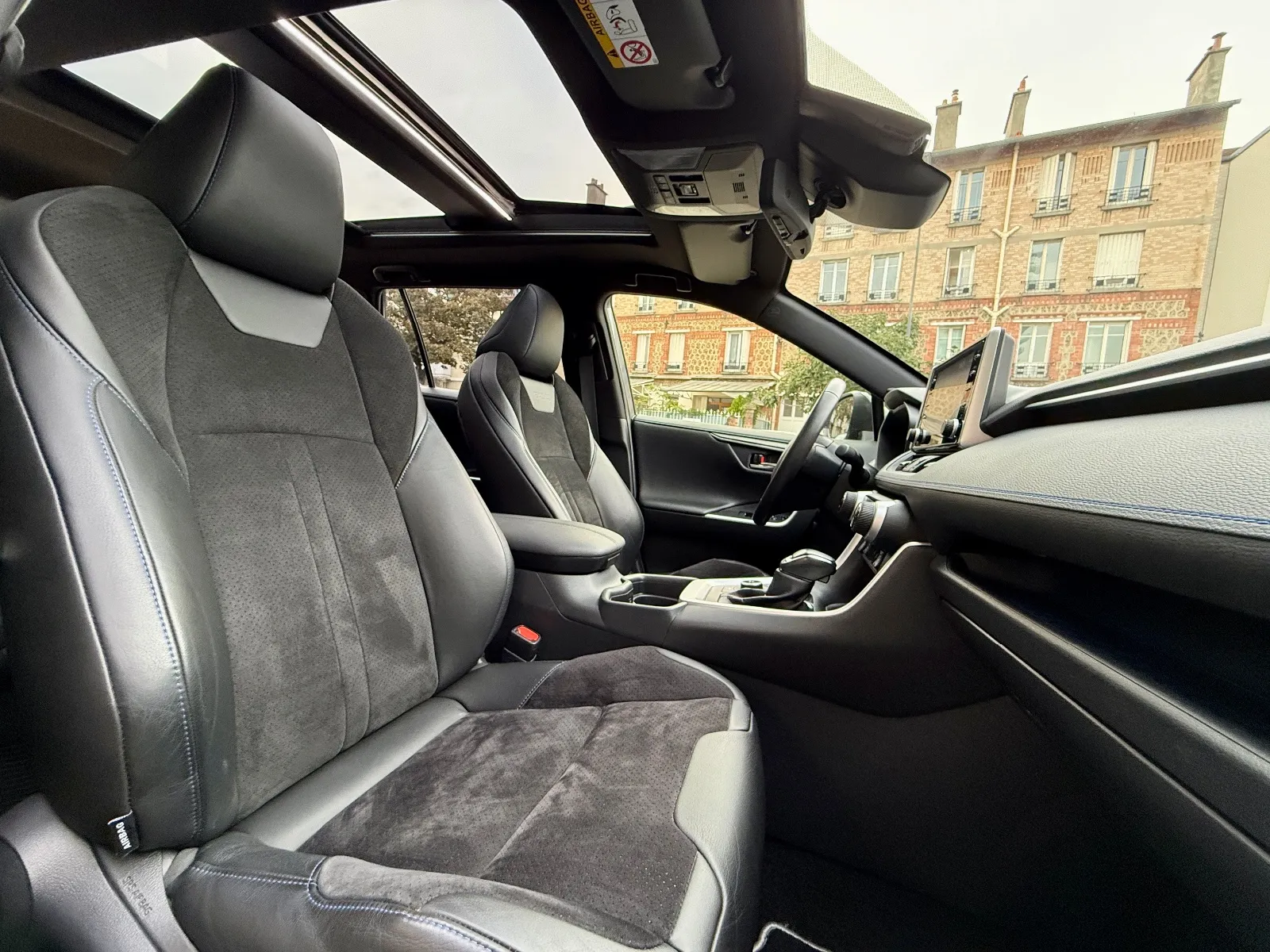 Photo de TOYOTA RAV4 HYBRIDE MY21