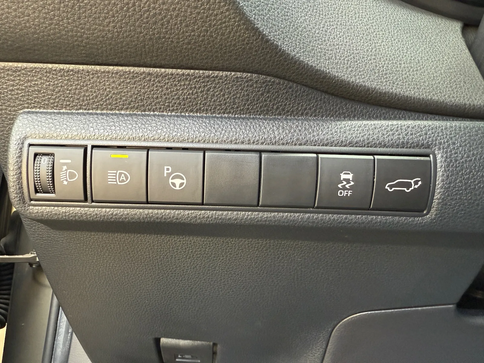 Photo de TOYOTA COROLLA TOURING SPORTS HYBRIDE MY22