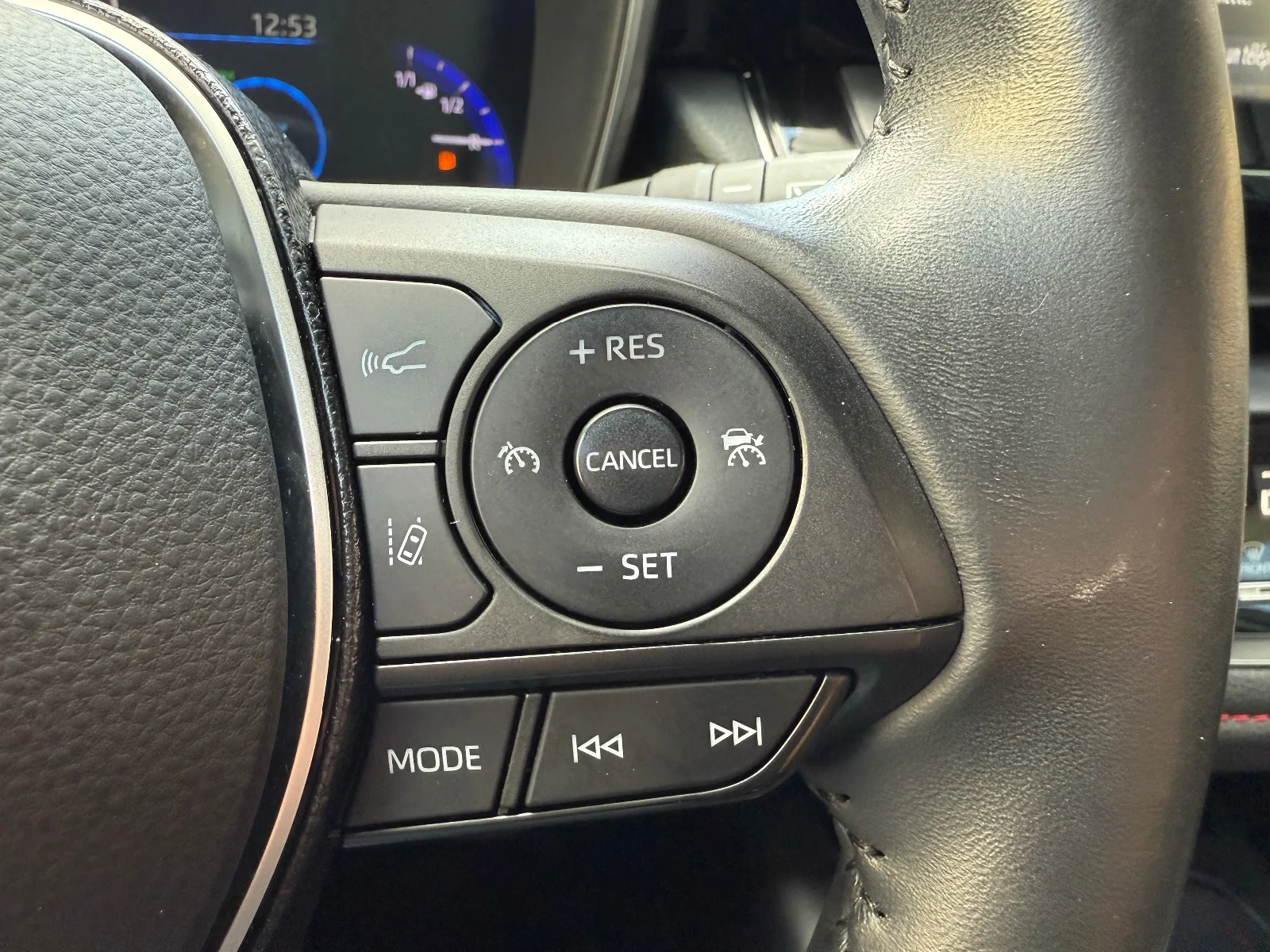 Photo de TOYOTA COROLLA TOURING SPORTS HYBRIDE MY22