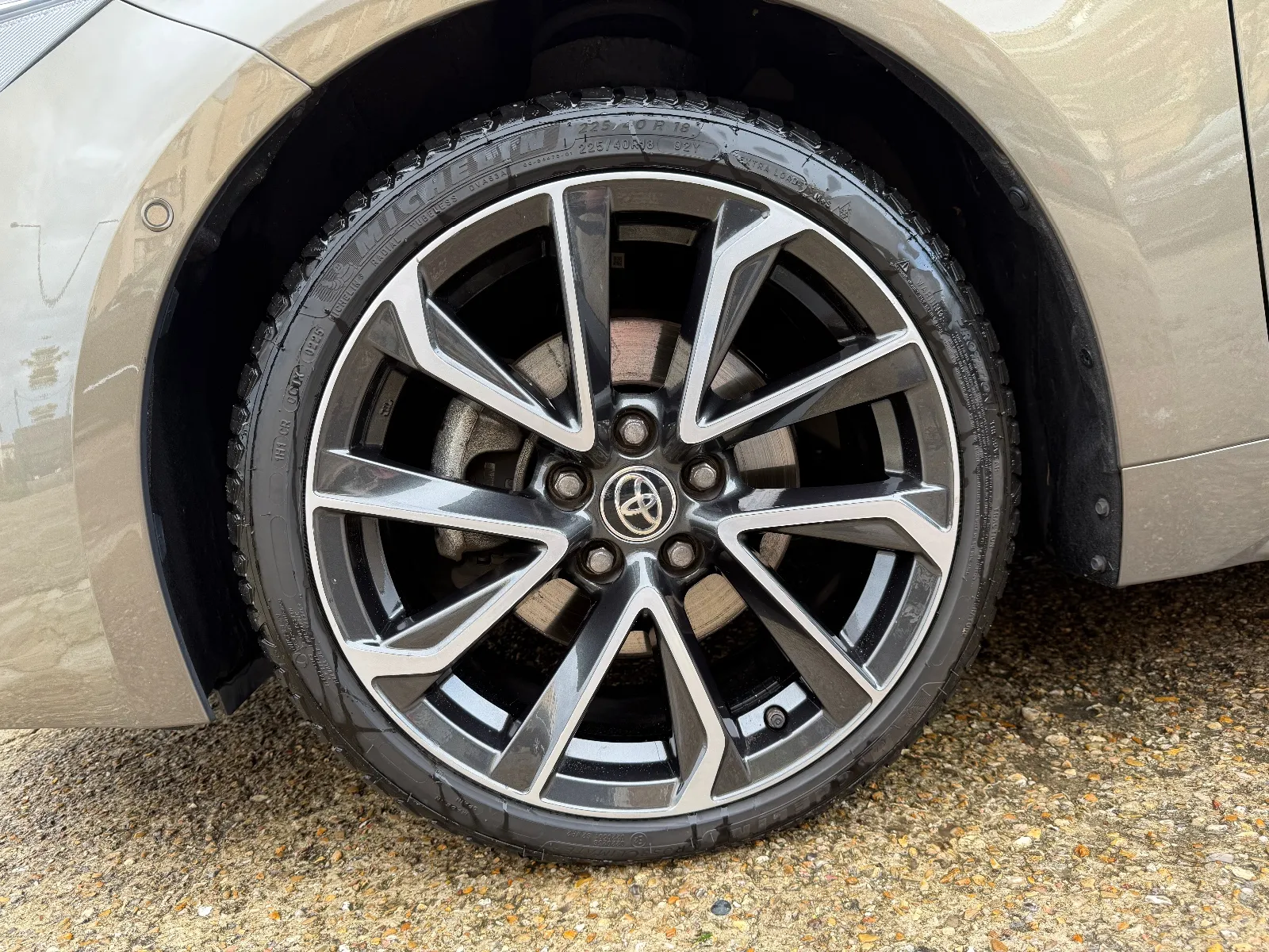 Photo de TOYOTA COROLLA TOURING SPORTS HYBRIDE MY22