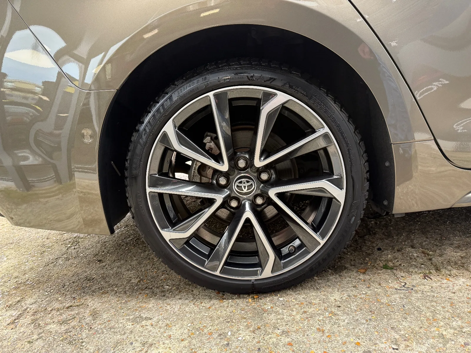 Photo de TOYOTA COROLLA TOURING SPORTS HYBRIDE MY22