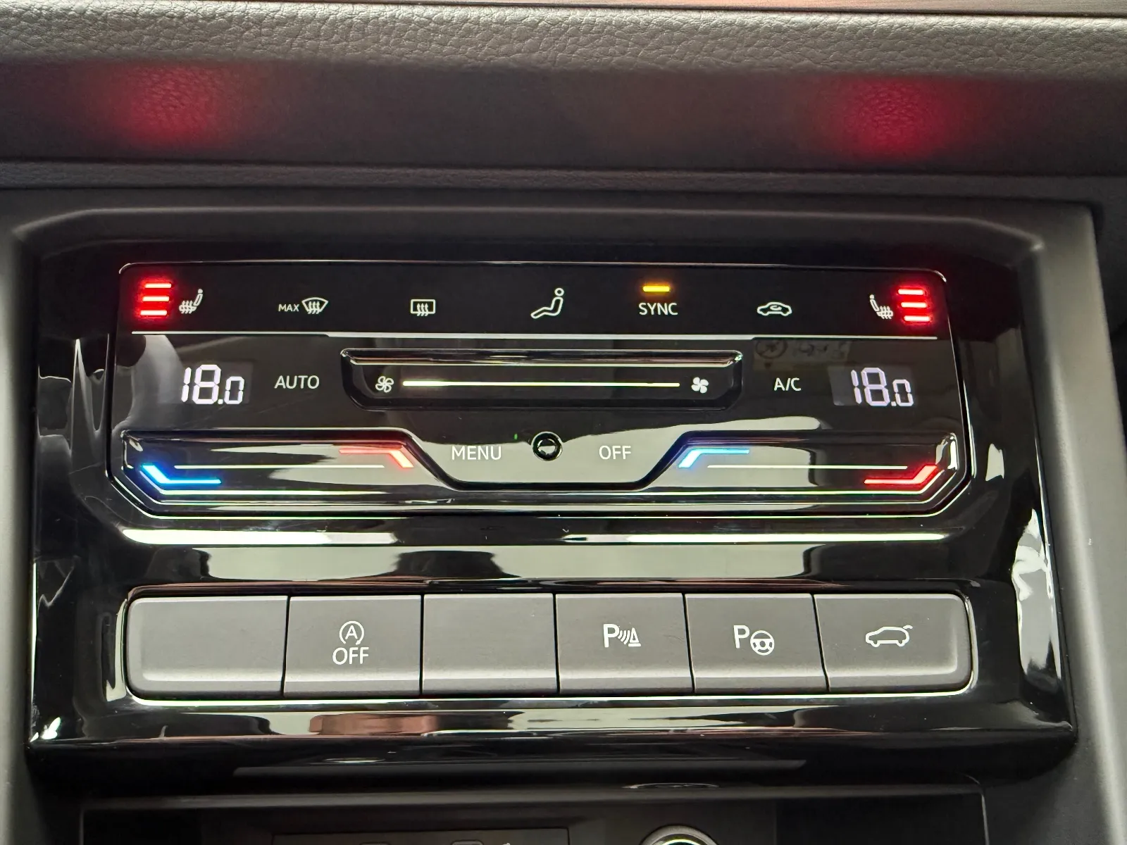 Photo de VOLKSWAGEN TOURAN