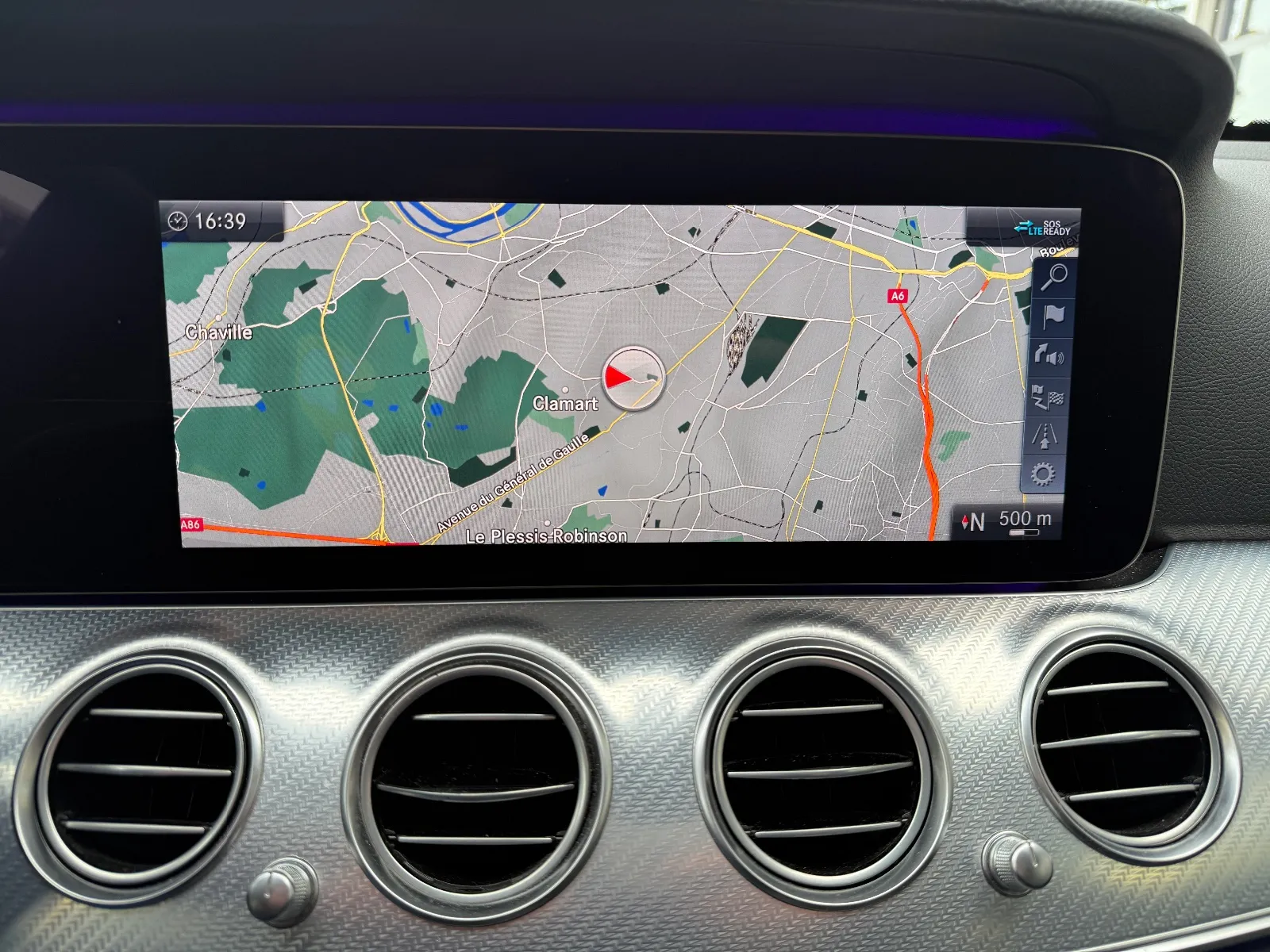 Photo de MERCEDES CLASSE E