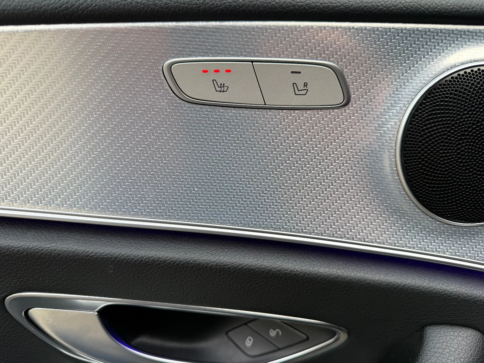 Photo de MERCEDES CLASSE E