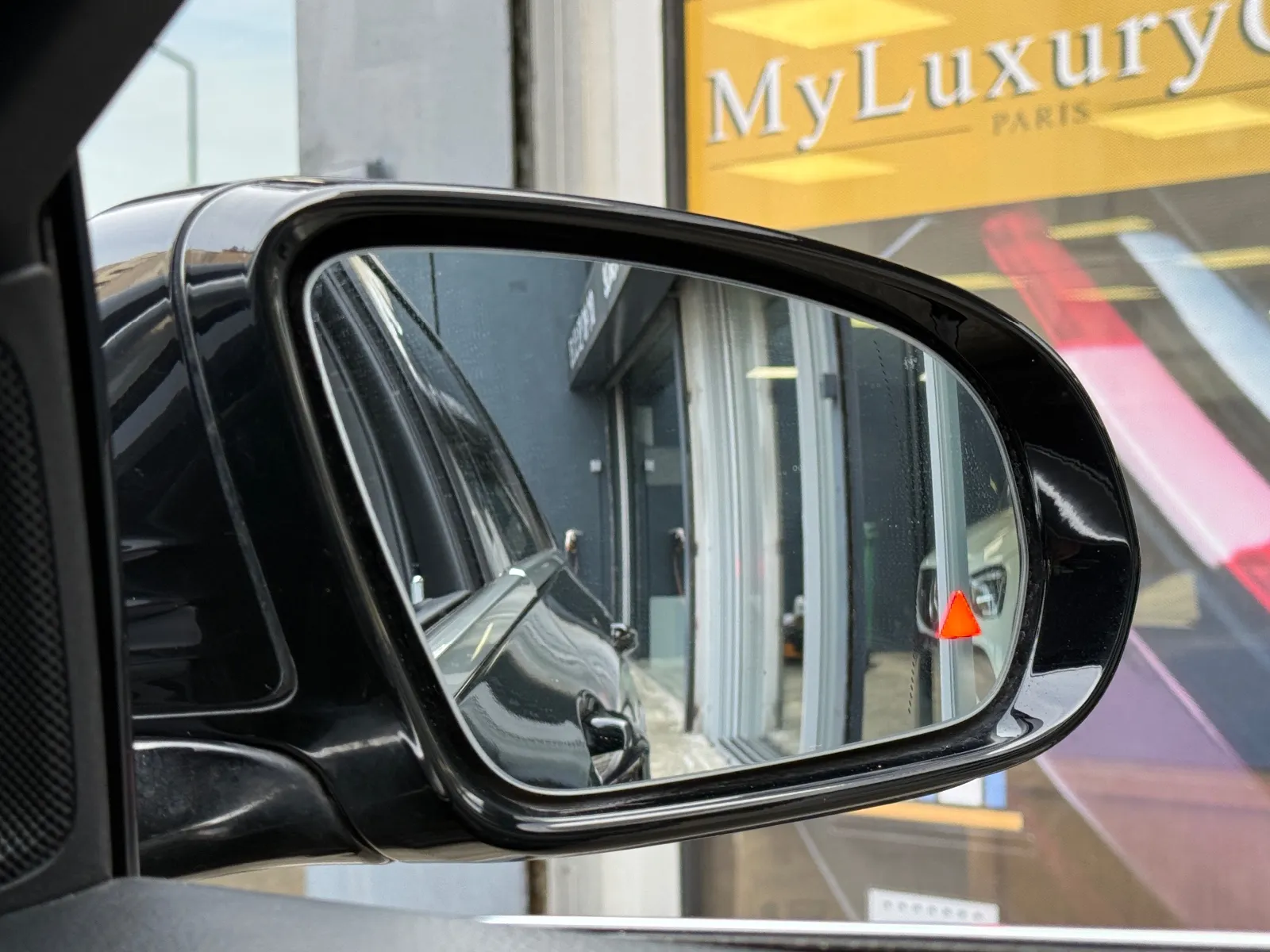 Photo de MERCEDES CLASSE E