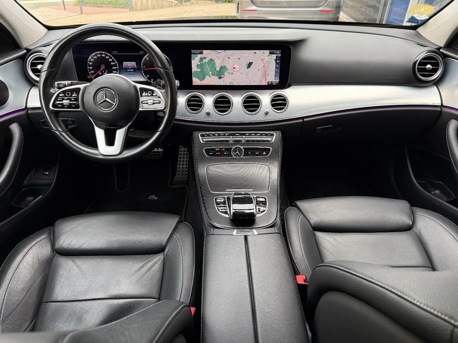 Photo de MERCEDES CLASSE E