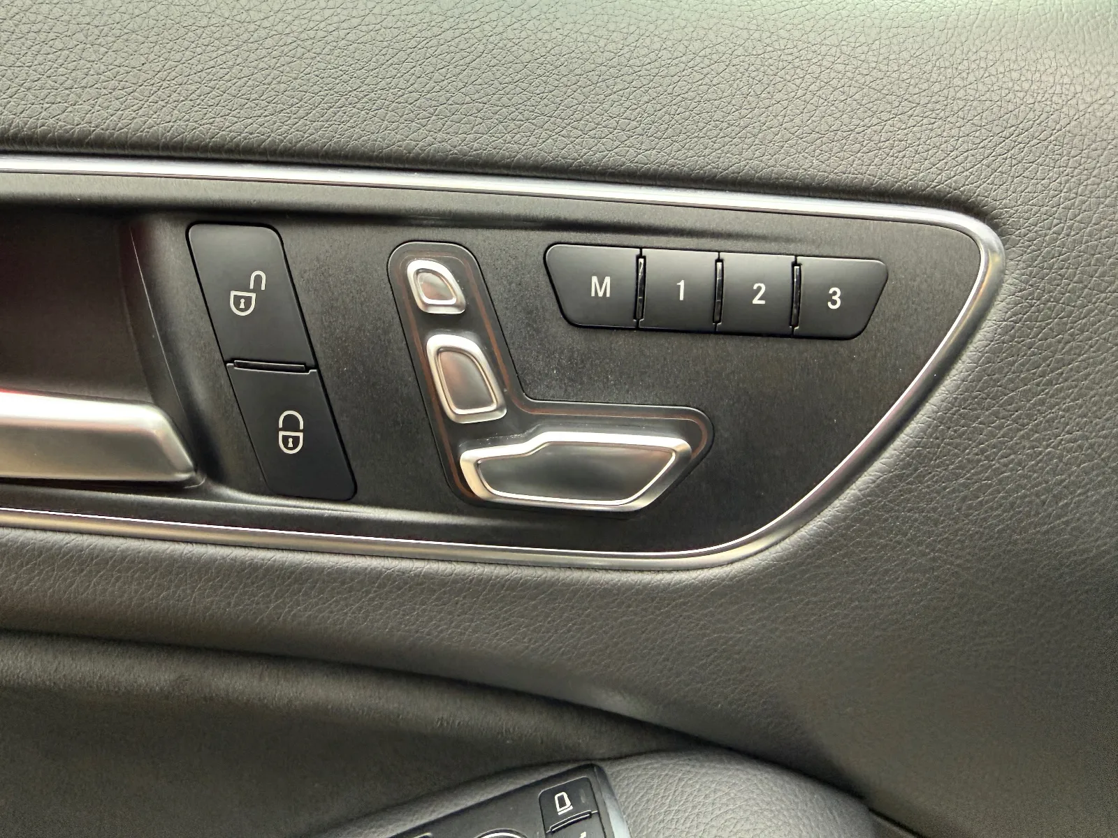 Photo de MERCEDES CLASSE A