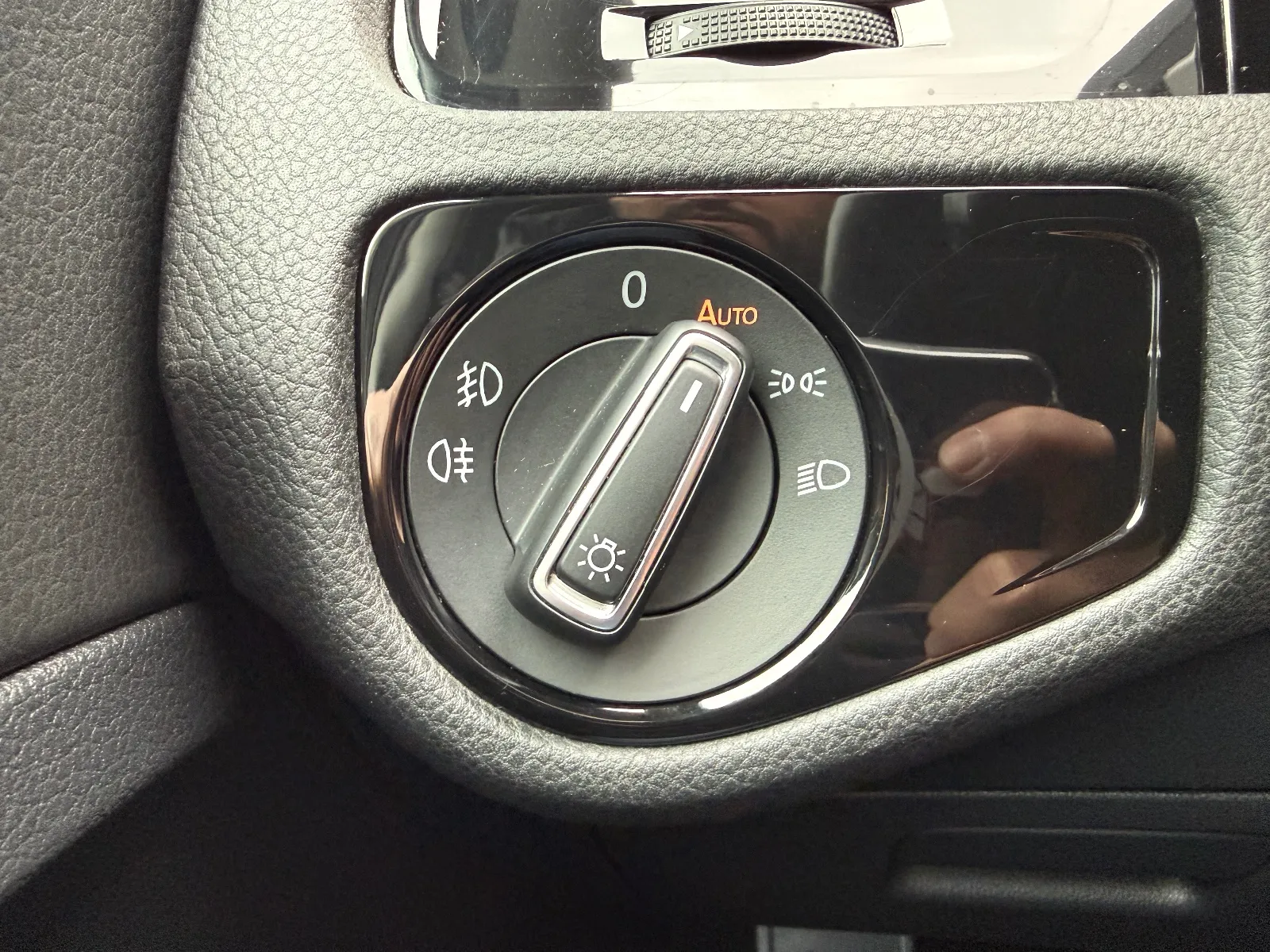 Photo de VOLKSWAGEN GOLF