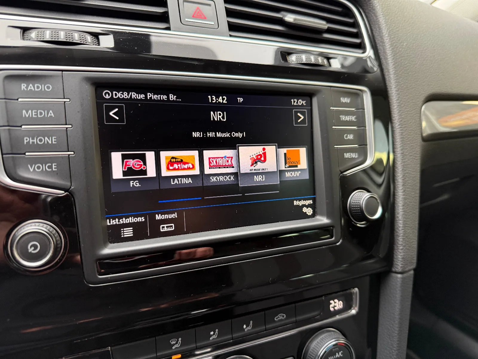 Photo de VOLKSWAGEN GOLF