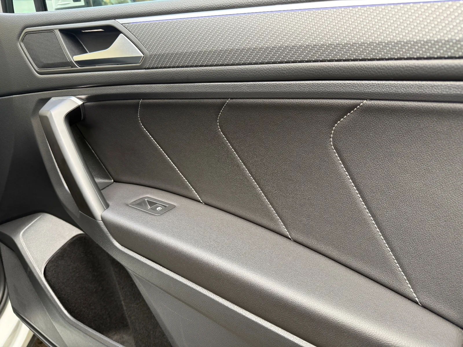 Photo de VOLKSWAGEN TIGUAN