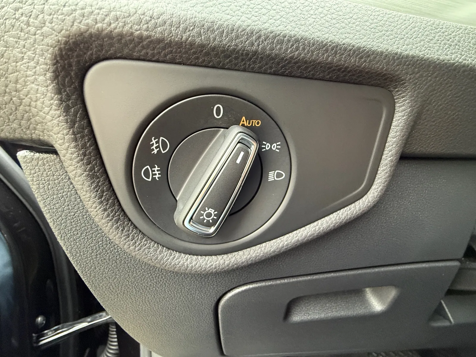 Photo de VOLKSWAGEN TOURAN