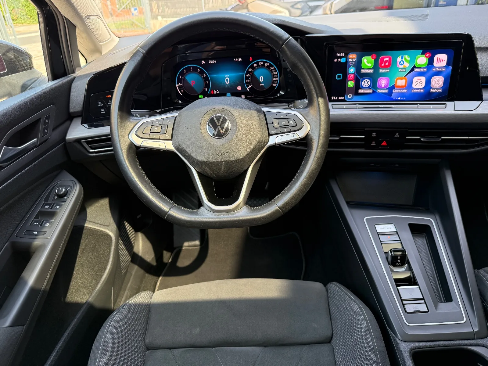 Photo de VOLKSWAGEN GOLF