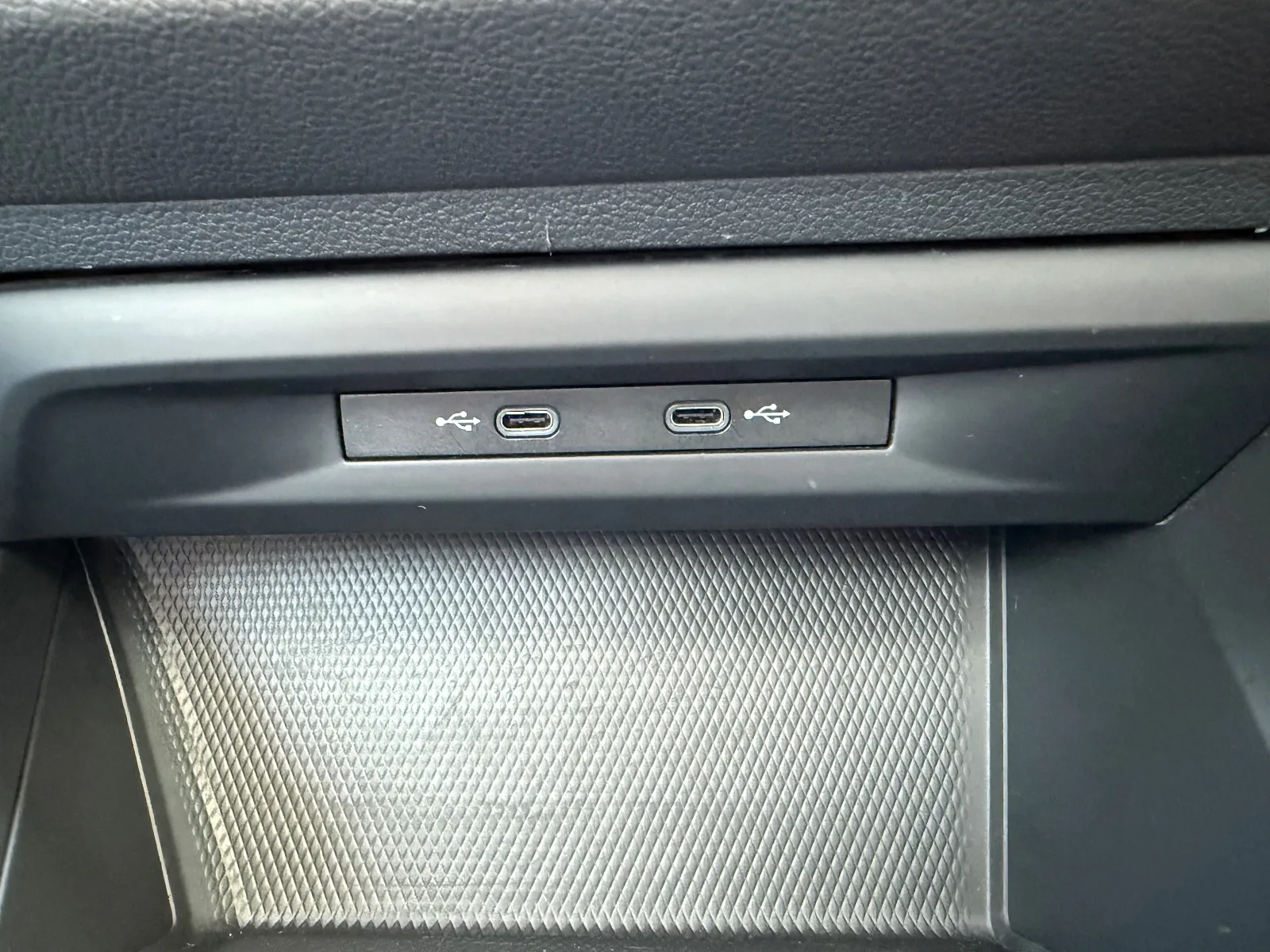 Photo de VOLKSWAGEN GOLF