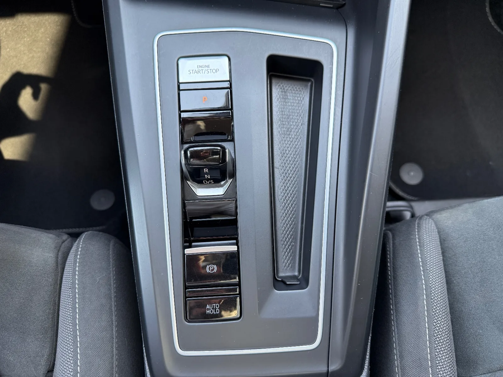 Photo de VOLKSWAGEN GOLF