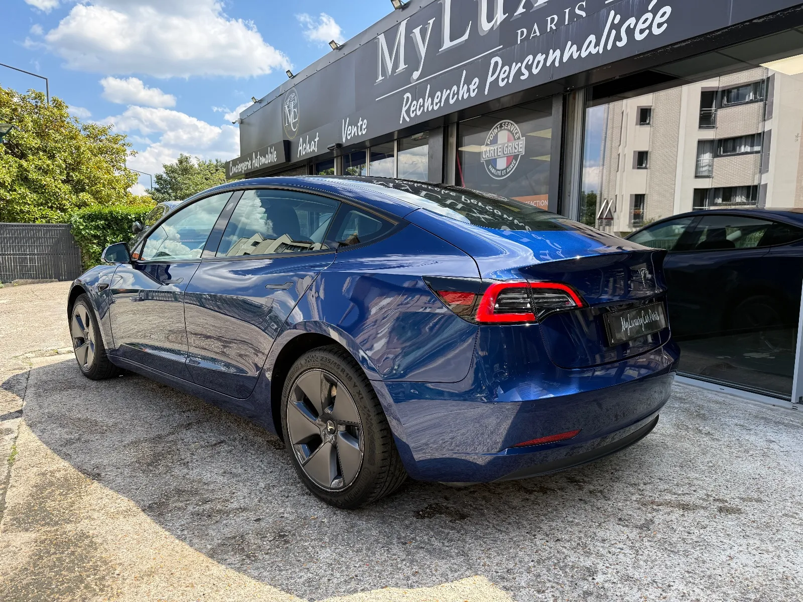 Photo de TESLA MODEL 3