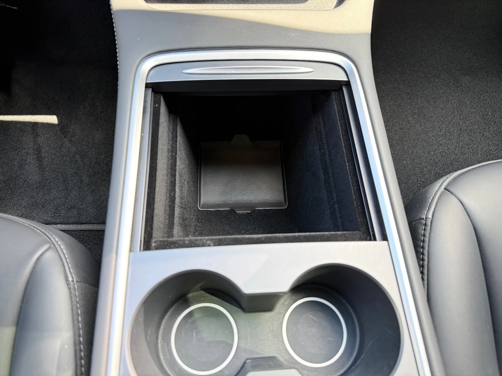 Photo de TESLA MODEL 3