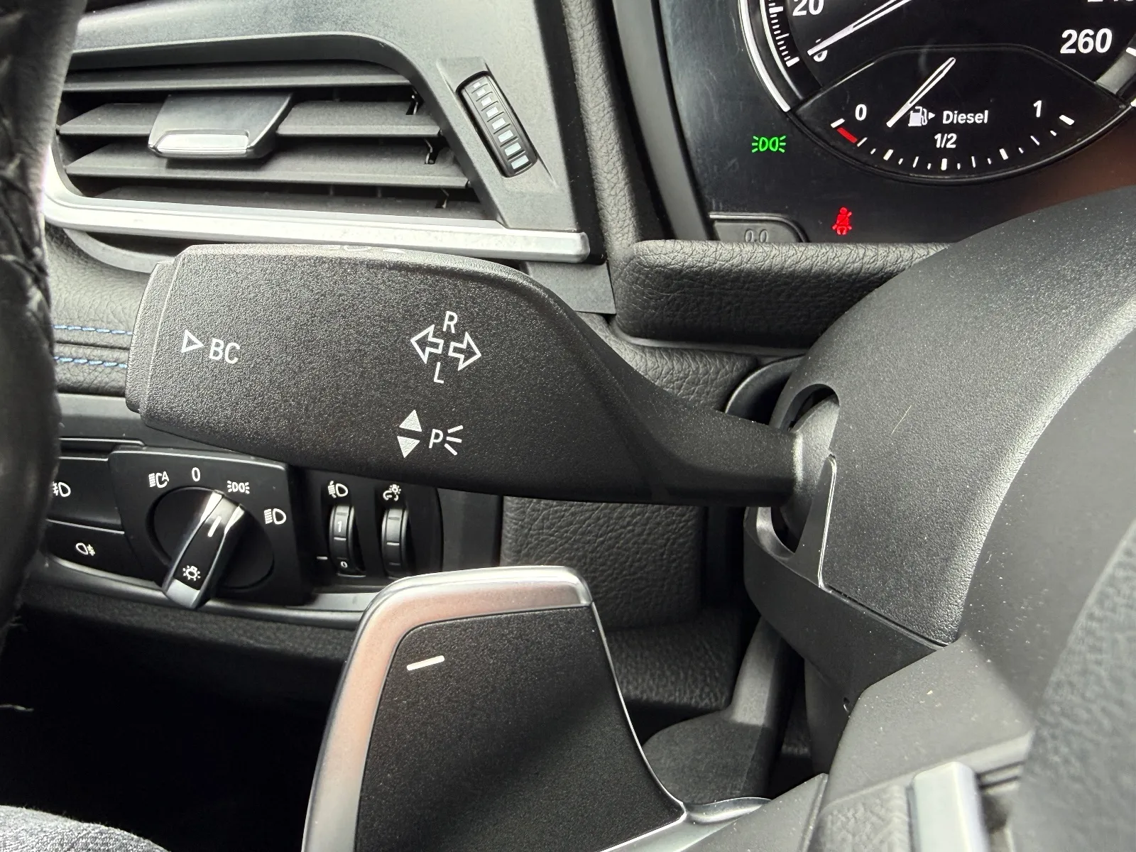 Photo de BMW SERIE 2