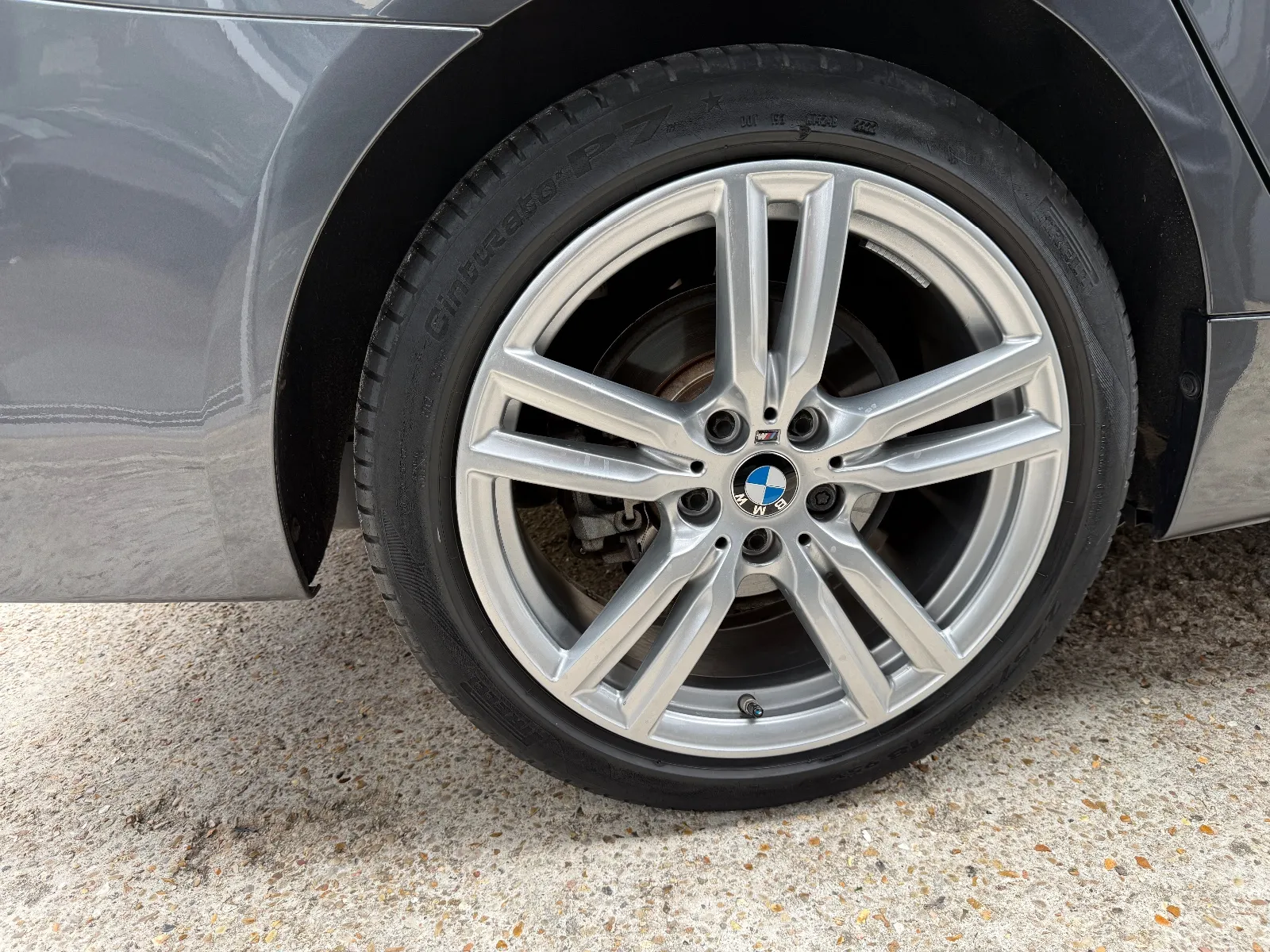 Photo de BMW SERIE 2