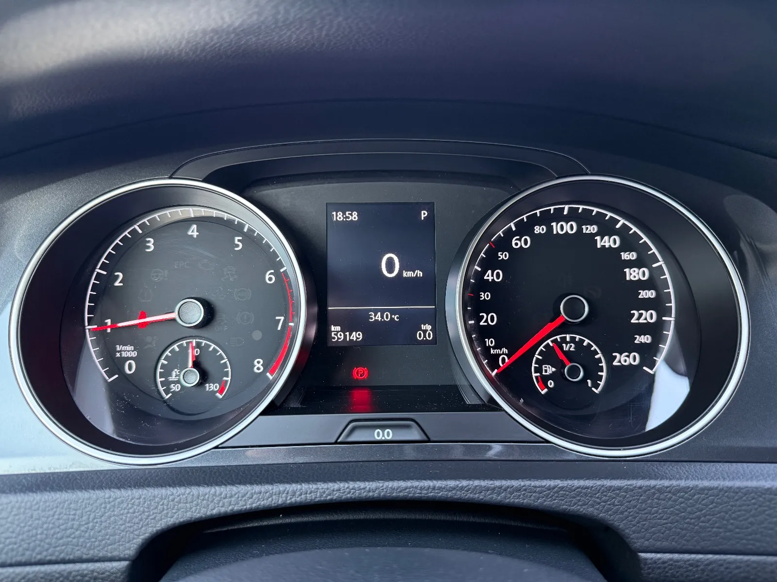 Photo de VOLKSWAGEN GOLF