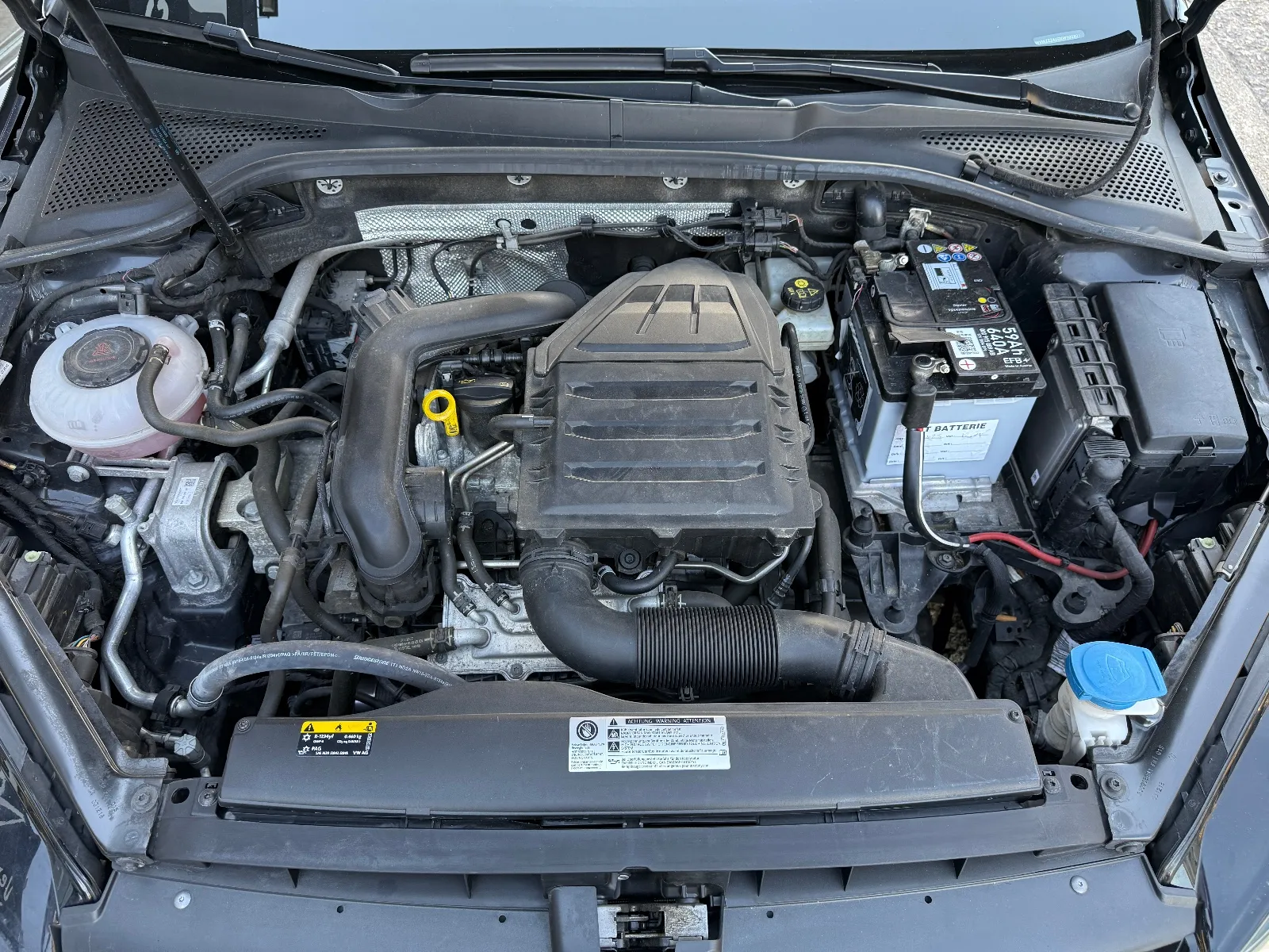 Photo de VOLKSWAGEN GOLF