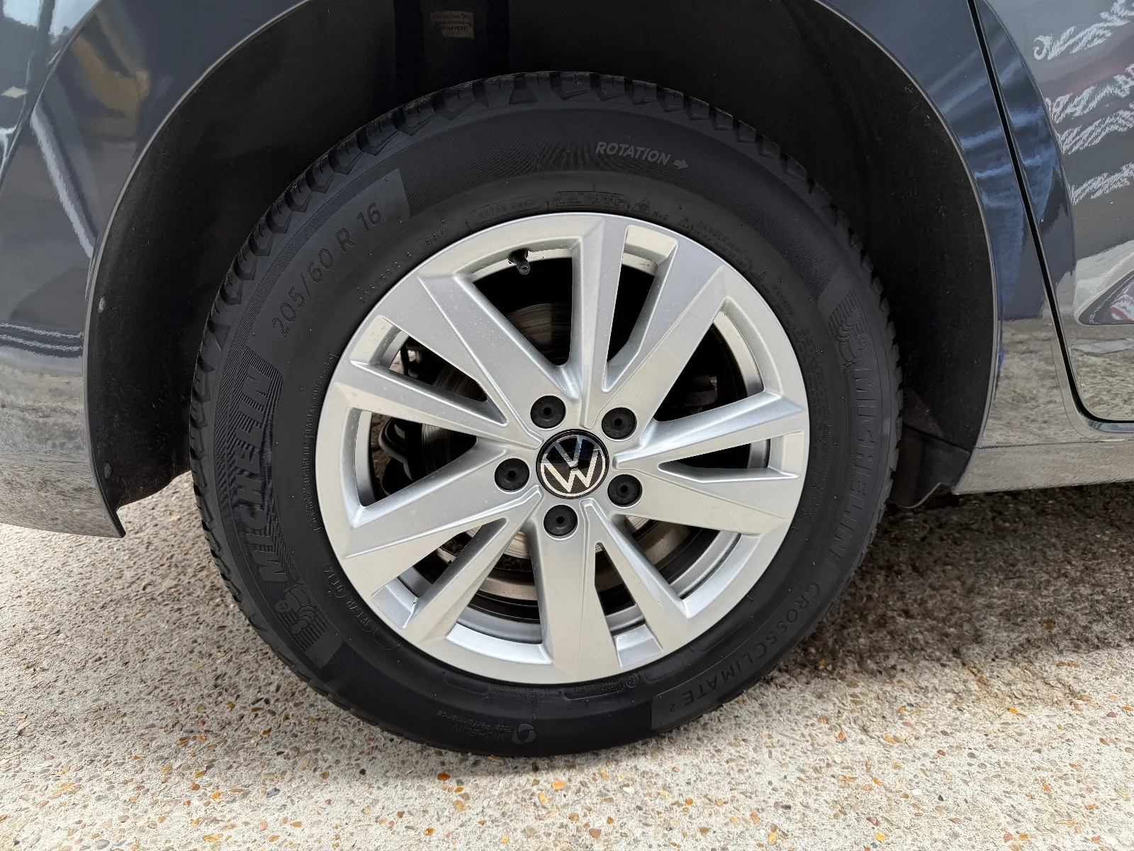 Photo de VOLKSWAGEN TOURAN