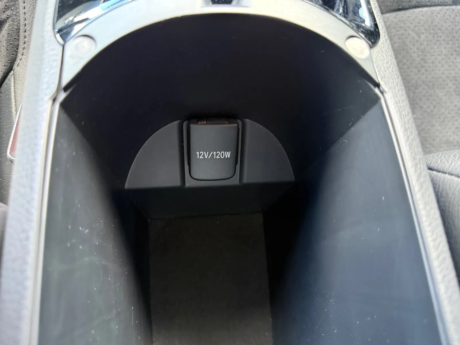 Photo de TOYOTA C-HR HYBRIDE MY22
