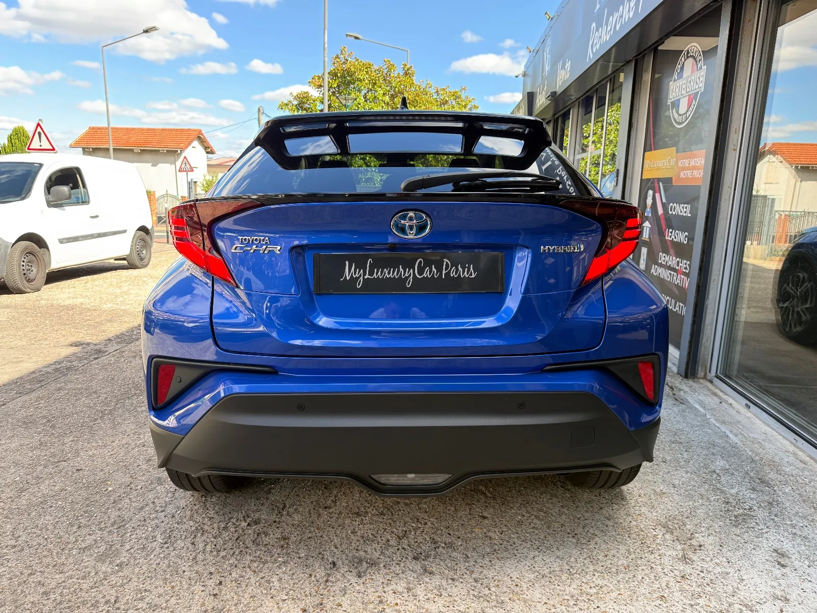 Photo de TOYOTA C-HR HYBRIDE MY22