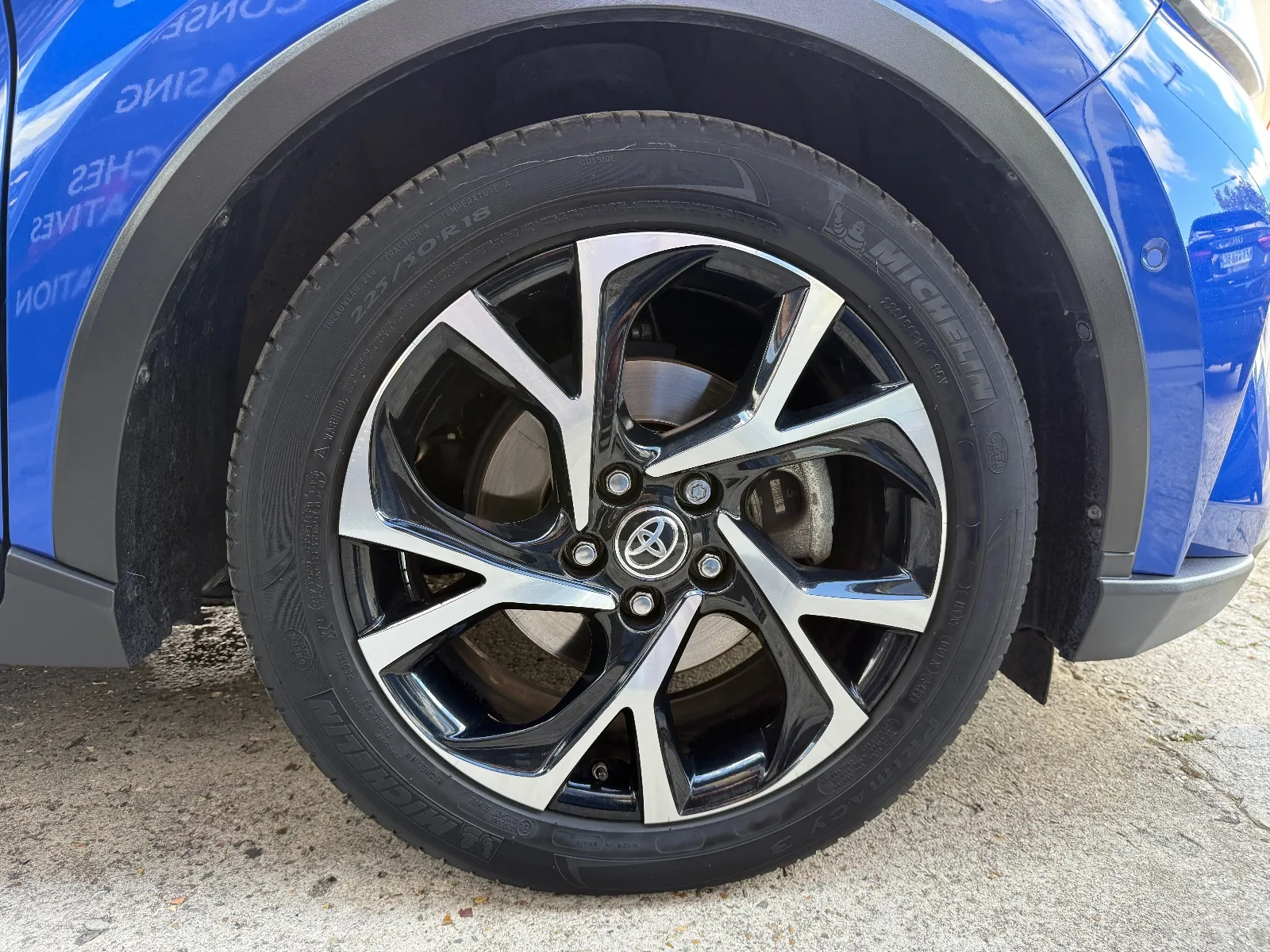 Photo de TOYOTA C-HR HYBRIDE MY22
