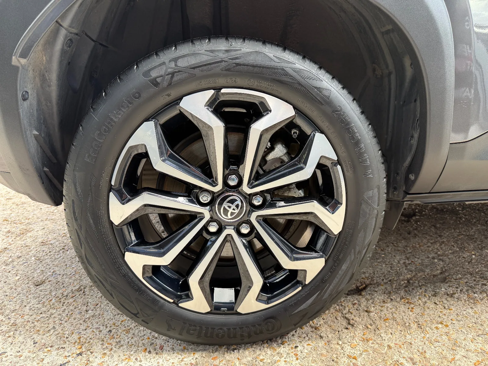 Photo de TOYOTA YARIS CROSS HYBRIDE MY22