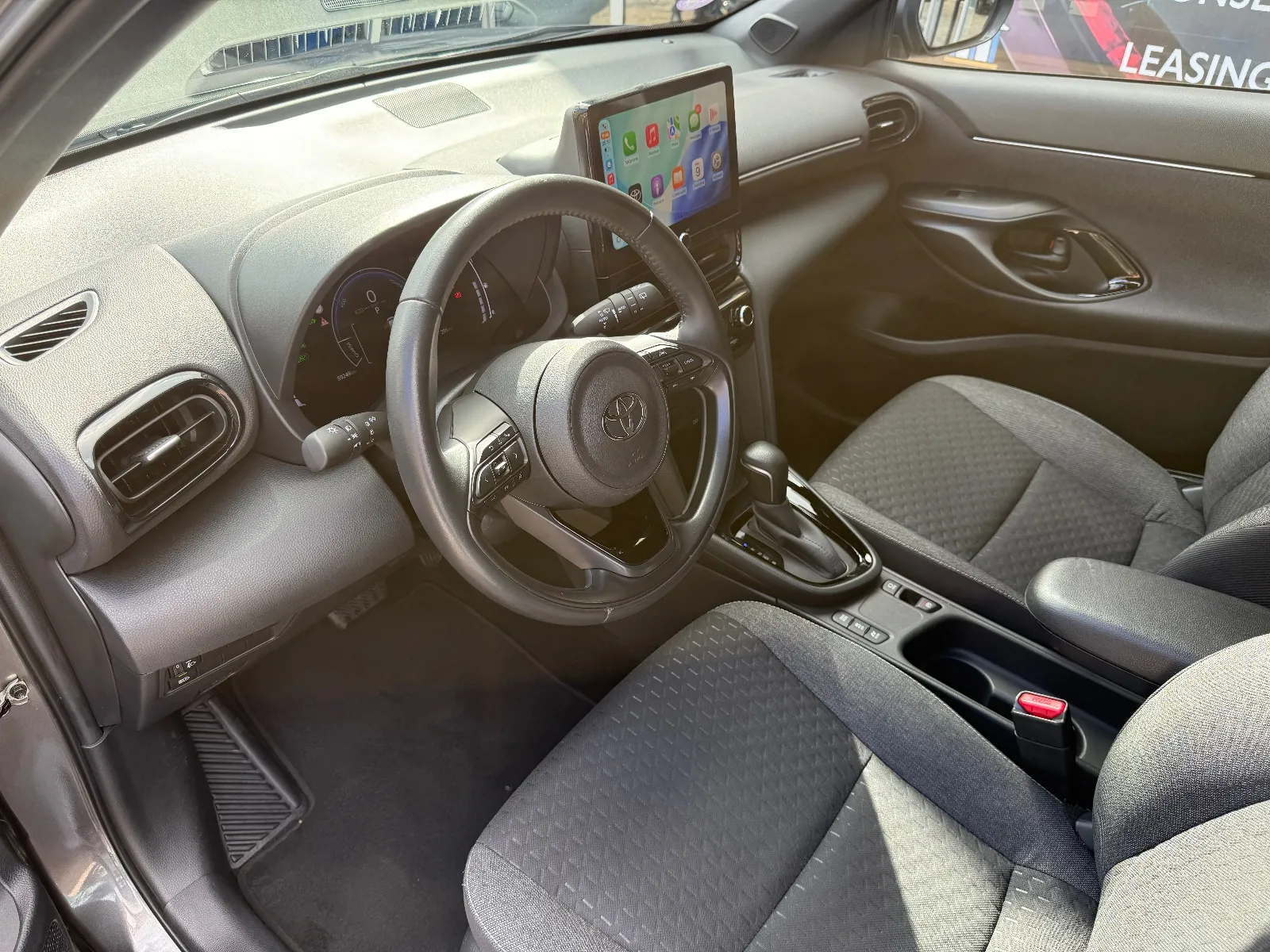 Photo de TOYOTA YARIS CROSS HYBRIDE MY22