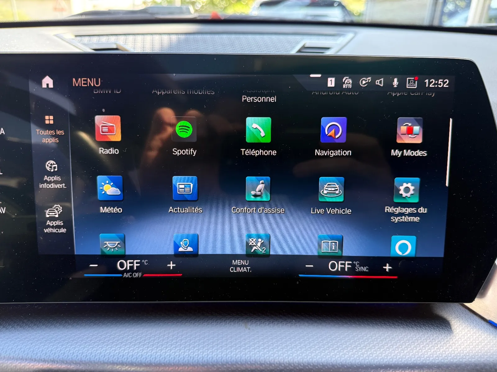 Photo de BMW X1 U11