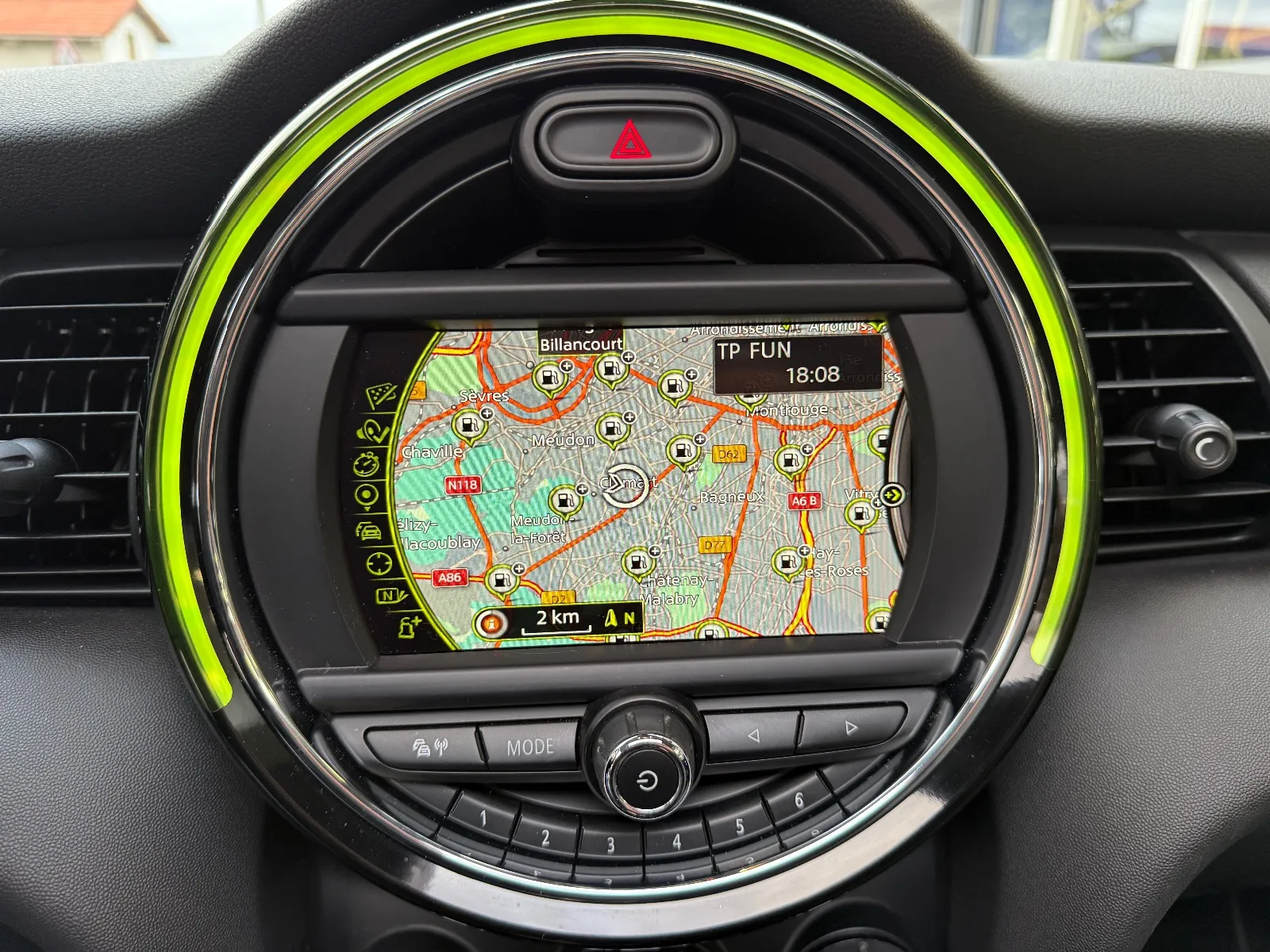Photo de MINI HATCH 3 PORTES F56
