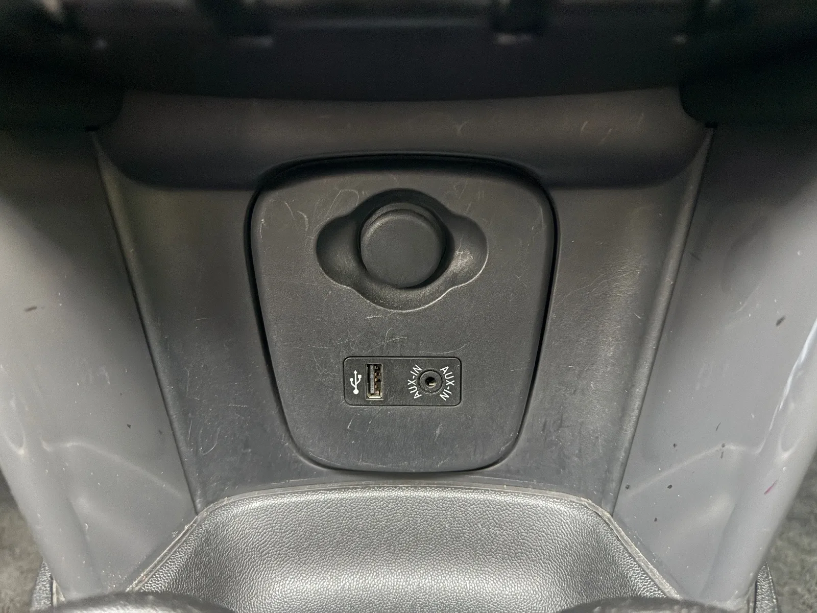 Photo de MINI HATCH 3 PORTES F56