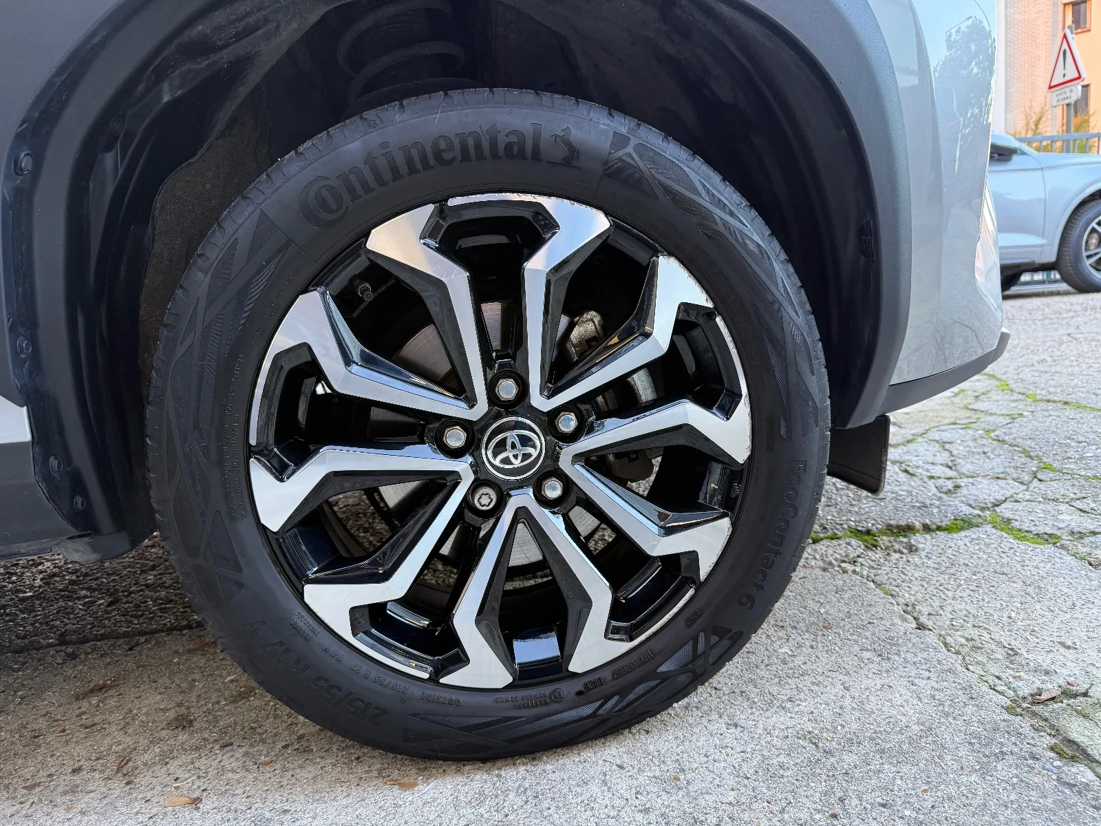 Photo de TOYOTA YARIS CROSS HYBRIDE MY22
